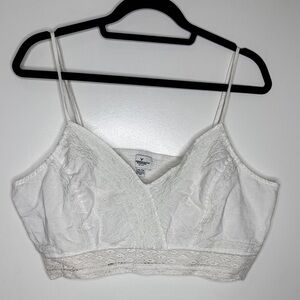 American Eagle Outfitters White Lace Cropped Cami